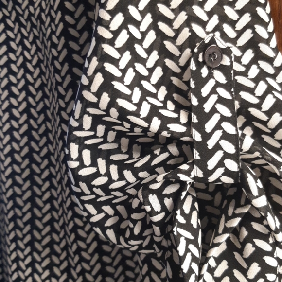 Dress shirt - Picture 2 of 3